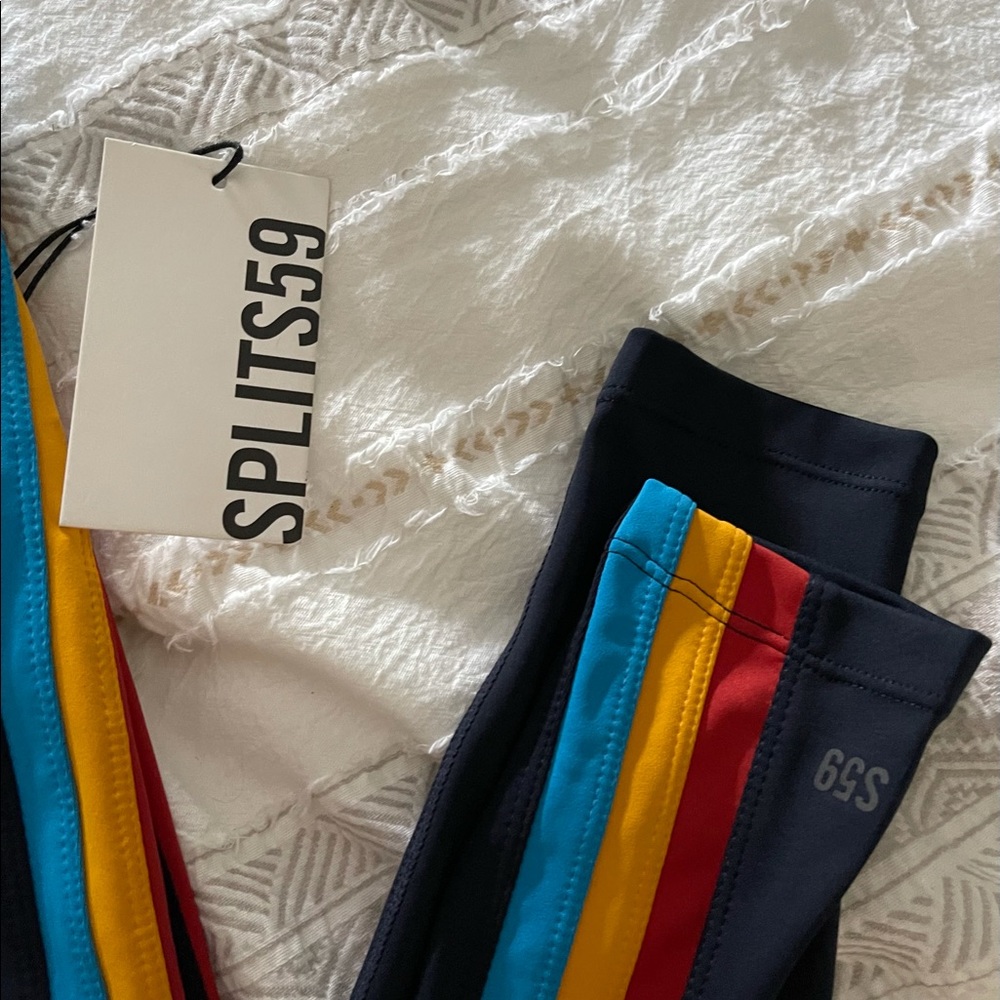 Splits59 Navy Leggings & Bra set with Rainbow Side Stripes size XS - Picture 4 of 6